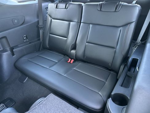 New 2026 Ford Explorer ST-Line w/ ST-Line Street Pack image 16