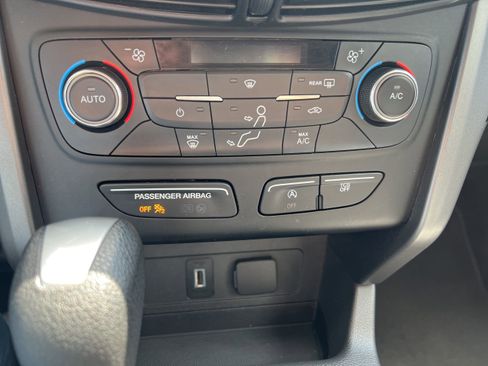 Used 2017 Ford Escape SE AWD/4WD image 14