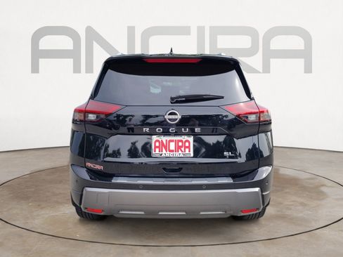 Certified 2024 Nissan Rogue SL w/ SL Premium Package FWD image 13