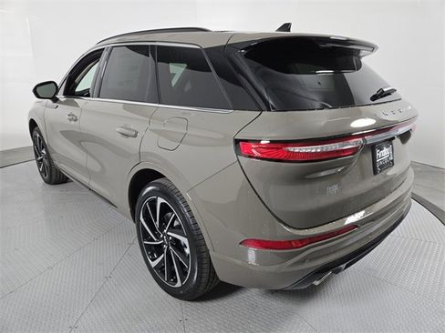 New 2026 Lincoln Corsair Grand Touring image 7