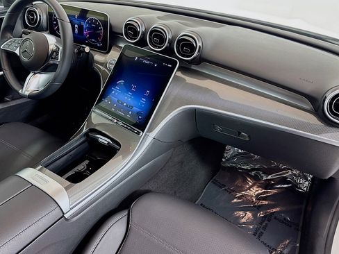 Used 2022 Mercedes-Benz C 300 Sedan image 28