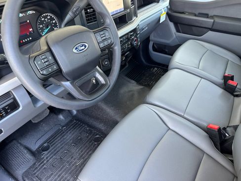 Used 2024 Ford F550 2WD Regular Cab Super Duty image 9