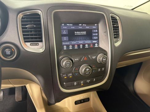 Used 2020 Dodge Durango SXT w/ 3rd Row Seating Group RWD image 16