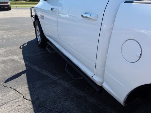Used 2018 RAM 1500 Big Horn image 9