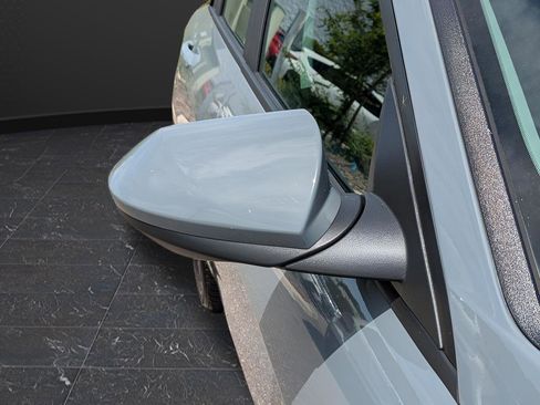 Used 2021 Hyundai Elantra SEL FWD image 11