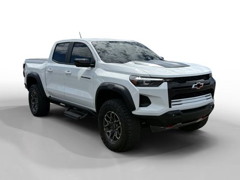 Used 2024 Chevrolet Colorado ZR2 w/ ZR2 Convenience Package III AWD/4WD image 7