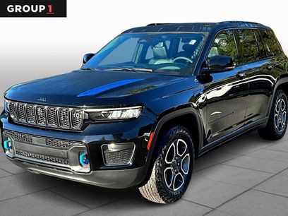 Used 2022 Jeep Grand Cherokee Trailhawk w/ Advanced Protech Group II
