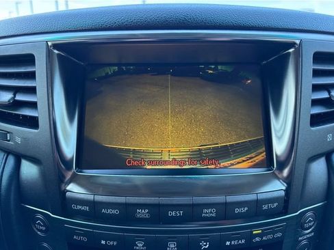 Used 2011 Lexus LX 570 4WD w/ Luxury Pkg image 24