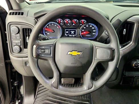 Used 2020 Chevrolet Silverado 1500 Custom w/ Custom Value Package image 13