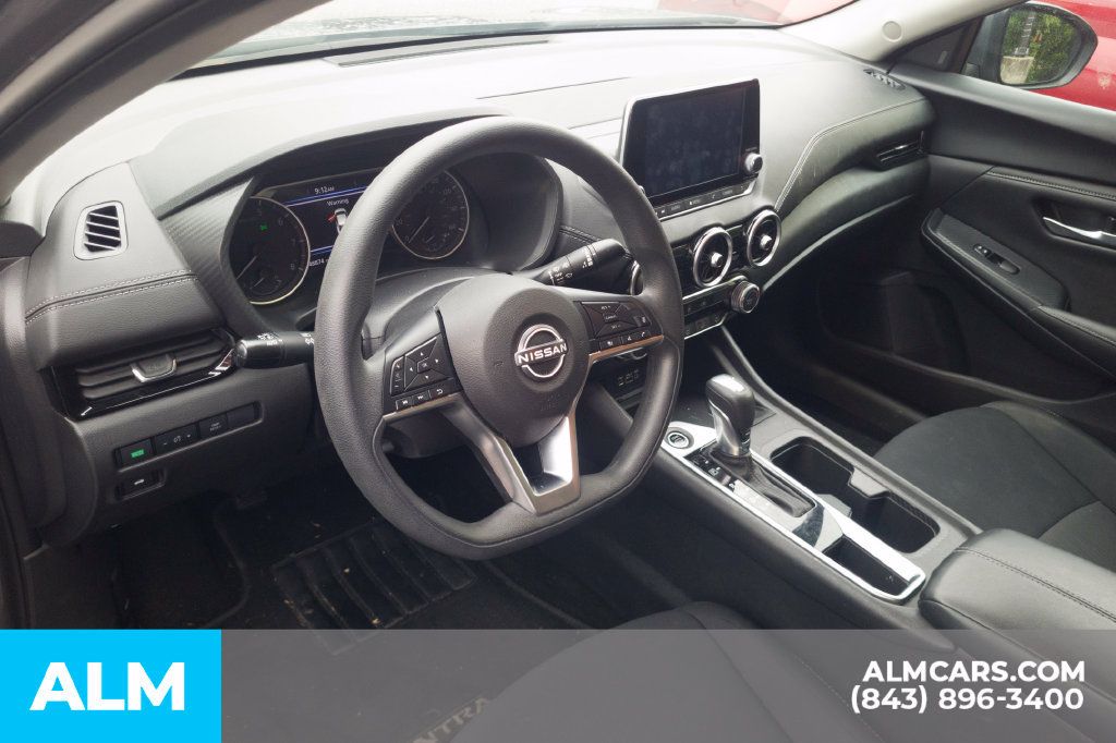 Used 2024 Nissan Sentra SV FWD image 6