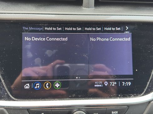 Used 2022 Buick Encore GX Preferred w/ Cold Weather Comfort Package AWD/4WD image 12