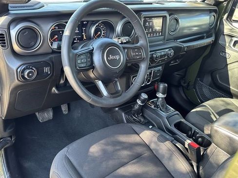 Used 2023 Jeep Wrangler Willys image 10
