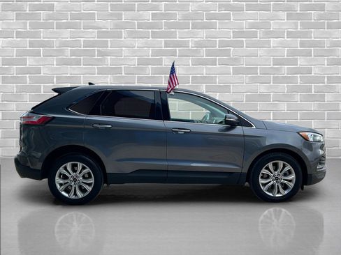 Used 2023 Ford Edge Titanium image 6