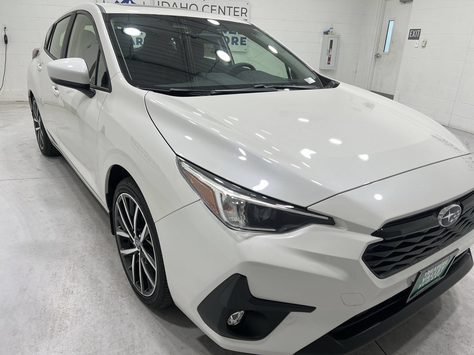 New 2026 Subaru Impreza 2.0i Sport AWD/4WD image 2