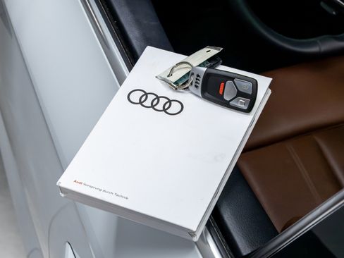 Used 2021 Audi Q5 Prestige image 79