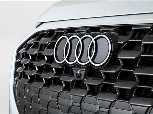 New 2025 Audi Q5 Premium Plus image 3