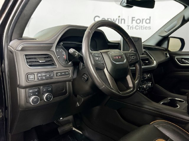 Used 2021 GMC Yukon AT4 w/ Technology Package AWD/4WD image 3