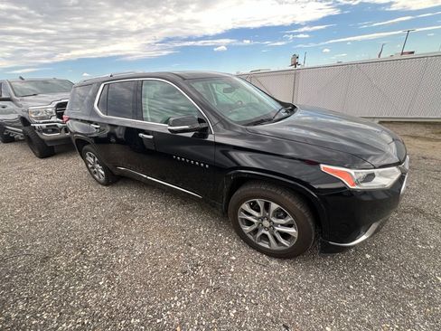 Used 2021 Chevrolet Traverse Premier w/ LPO, Floor Liner Package AWD/4WD image 22