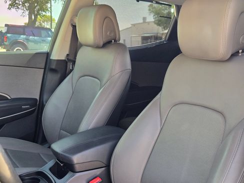 Used 2017 Hyundai Santa Fe Sport w/ 2.0T Ultimate Tech Package 05 FWD image 13