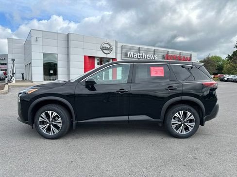 Certified 2023 Nissan Rogue SV AWD/4WD image 2