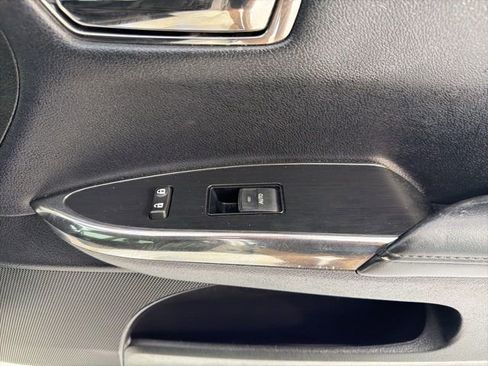 Used 2017 Toyota Avalon Touring w/ Carpet Mat Package image 15