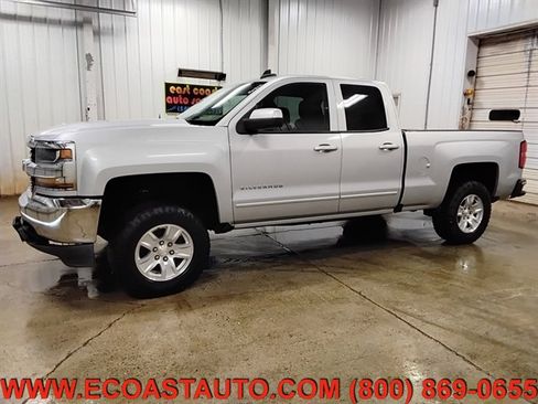 Used 2017 Chevrolet Silverado 1500 LT w/ Trailering Package image 5