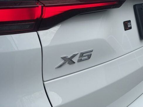 Certified 2023 BMW X5 xDrive40i w/ Executive Package image 30