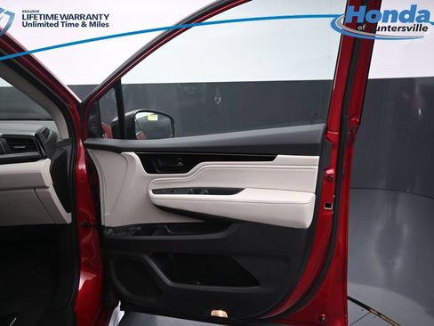 New 2026 Honda Odyssey Elite image 13