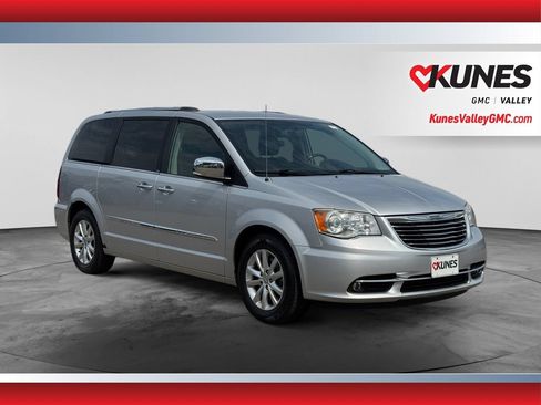 Used 2012 Chrysler Town & Country Limited FWD image 1