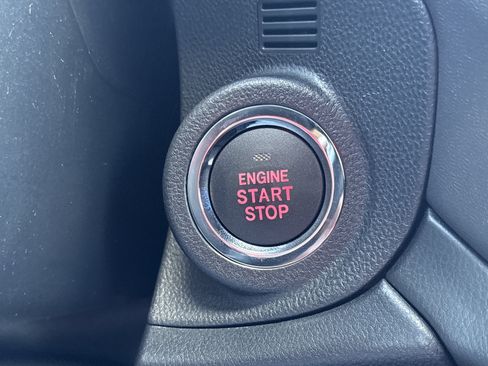 Used 2025 Subaru Outback Premium image 28