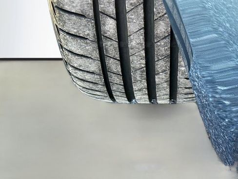 Used 2026 BMW 330i Sedan w/ M Sport Package image 43