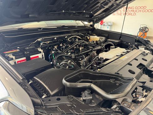 Certified 2025 Toyota Tacoma TRD Off-Road w/ TRD Off Road Upgrade Package image 22