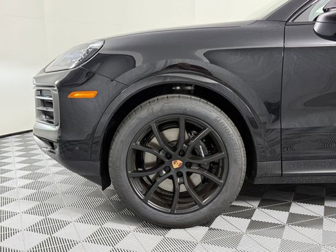 Certified 2026 Porsche Cayenne Coupe AWD/4WD image 12