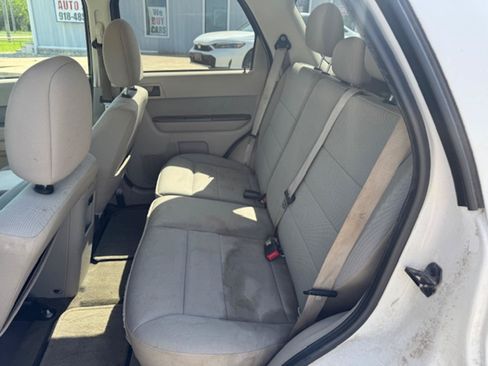 Used 2012 Ford Escape XLT AWD/4WD image 10