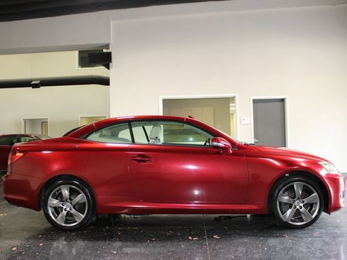 Used 2011 Lexus IS 350C RWD image 2