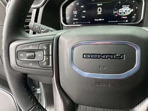 Used 2026 GMC Sierra 2500 Denali Ultimate image 26