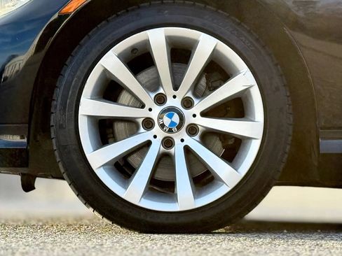 Used 2011 BMW 328i xDrive 328i xDrive Sedan 4D image 31