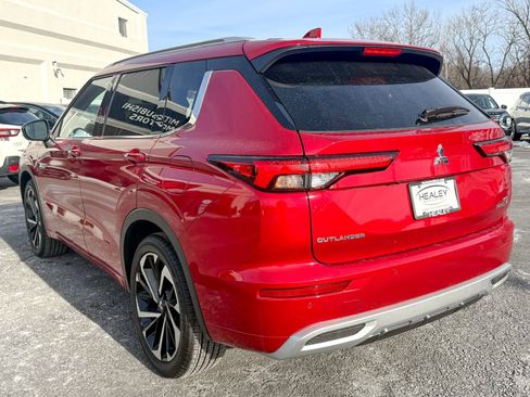 New 2025 Mitsubishi Outlander SEL image 5