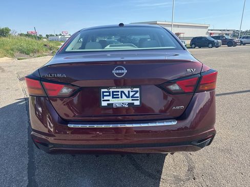 Used 2023 Nissan Altima 2.5 SV AWD/4WD image 6