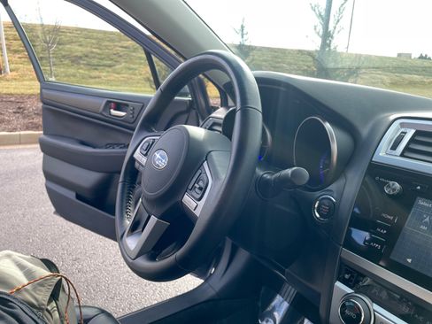 Used 2015 Subaru Legacy 2.5i Limited image 26