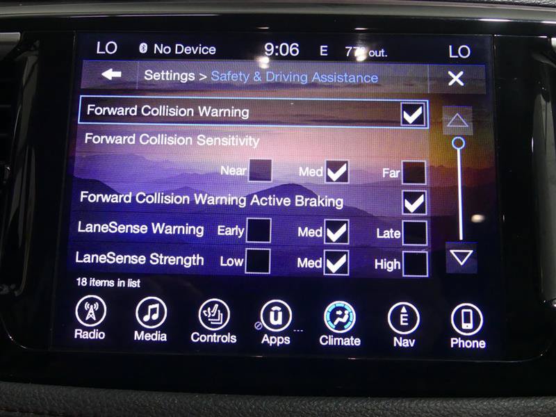 Used 2017 Chrysler Pacifica Limited w/ UConnect Theater Package FWD image 45