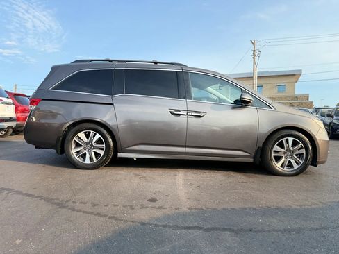 Used 2014 Honda Odyssey Touring Elite image 2