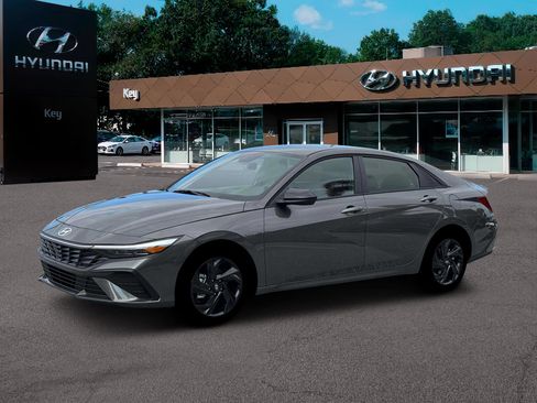 New 2026 Hyundai Elantra Sport image 2