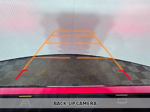 Used 2022 Chevrolet Silverado 1500 LT image 4