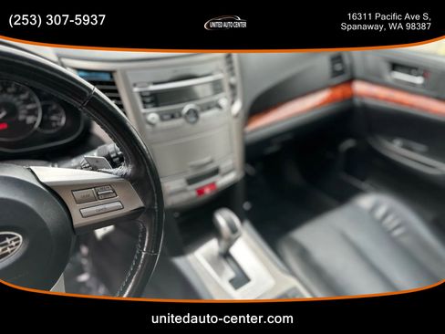 Used 2010 Subaru Outback 3.6R Limited image 10