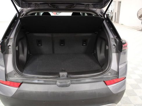 Used 2022 Chevrolet Bolt EUV LT w/ Driver Confidence Package image 11