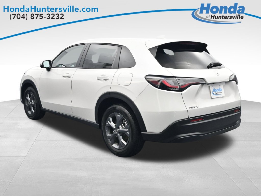 Certified 2026 Honda HR-V LX image 6