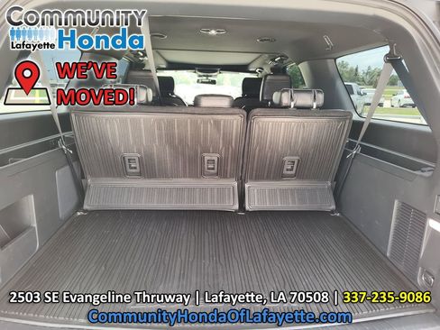 Used 2022 Ford Expedition Max Platinum RWD image 9