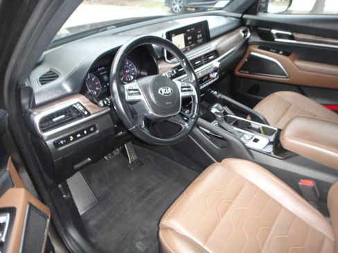 Used 2020 Kia Telluride SX w/ SX Prestige Package image 8