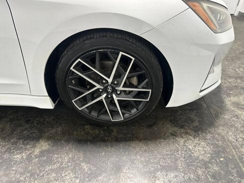 Used 2020 Hyundai Elantra Sport w/ Premium Package 02 FWD image 4